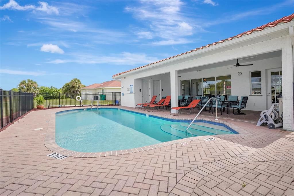 Под контрактом: $270,000 (3 спален, 2 ванн, 1532 Квадратных фут)