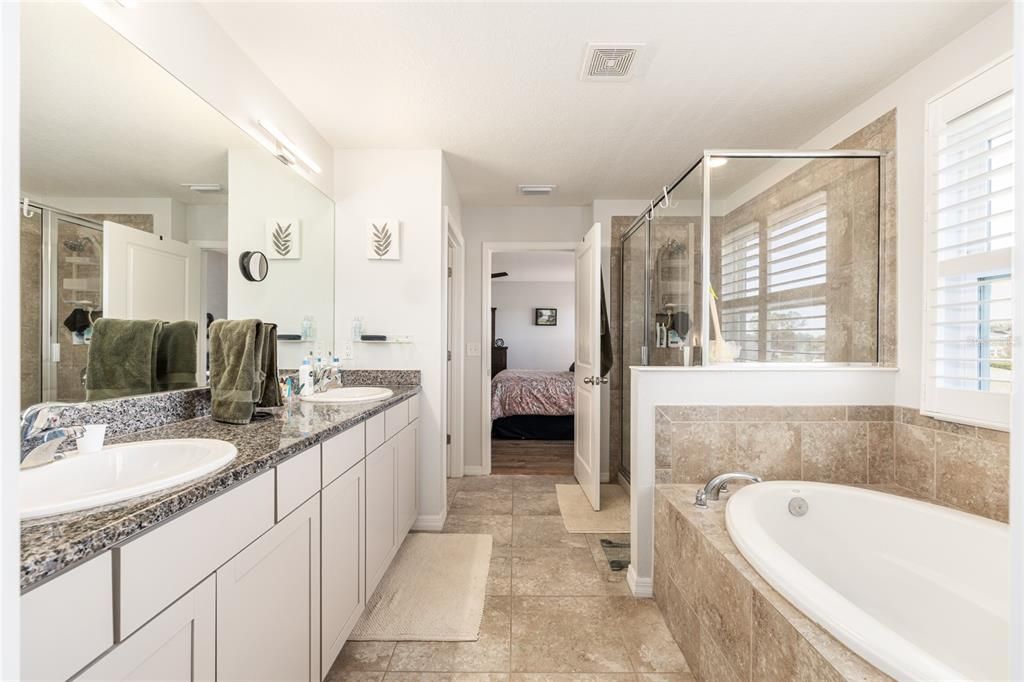 待售: $549,900 (5 贝兹, 3 浴室, 2924 平方英尺)