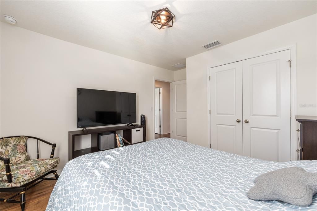 待售: $549,900 (5 贝兹, 3 浴室, 2924 平方英尺)