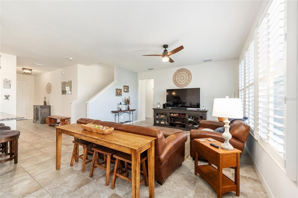 待售: $549,900 (5 贝兹, 3 浴室, 2924 平方英尺)