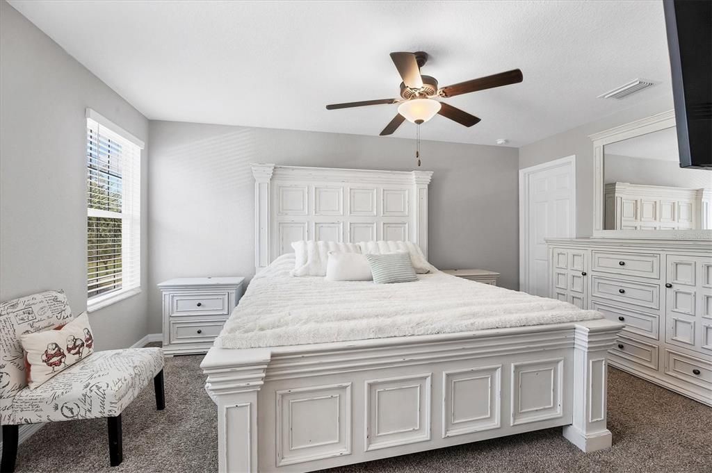 待售: $325,000 (3 贝兹, 2 浴室, 1769 平方英尺)