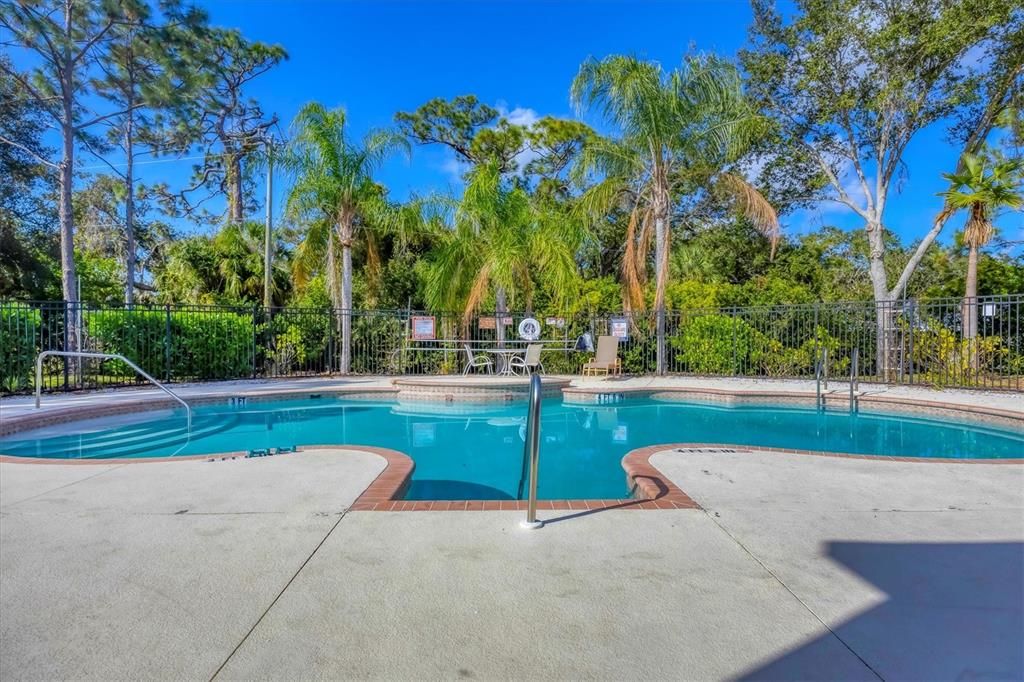 待售: $325,000 (3 贝兹, 2 浴室, 1769 平方英尺)