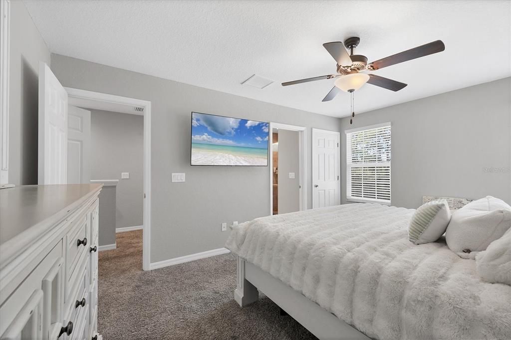 待售: $325,000 (3 贝兹, 2 浴室, 1769 平方英尺)