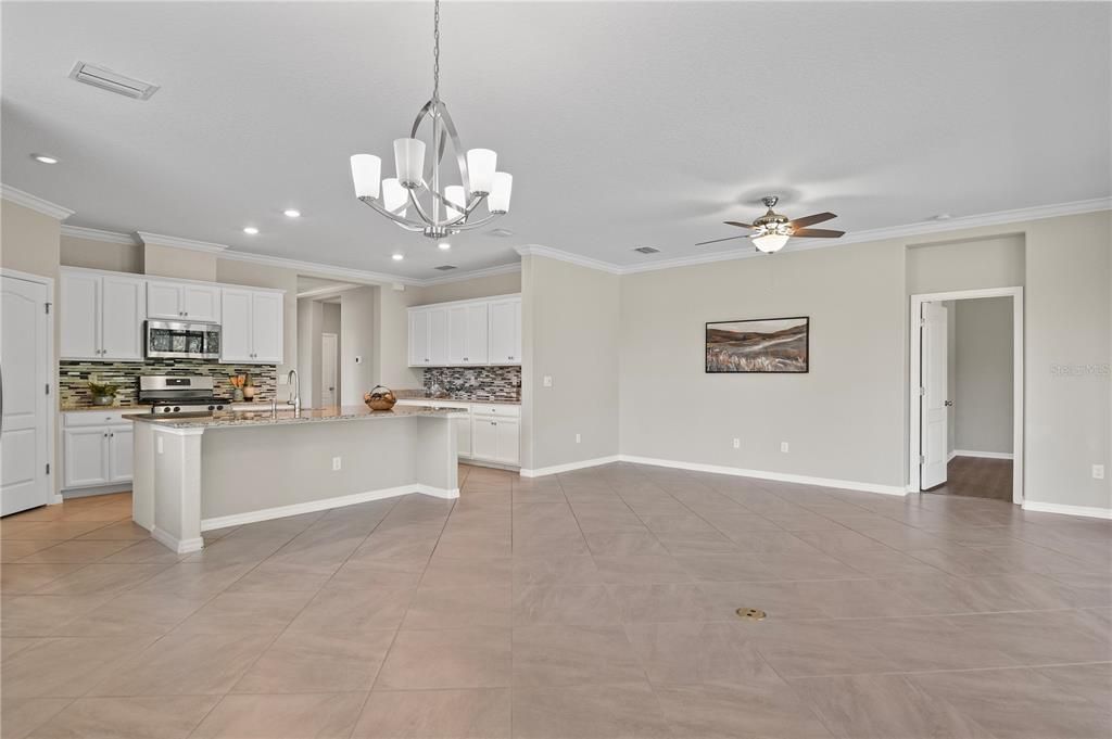 For Rent: $3,600 (3 beds, 3 baths, 2217 Square Feet)