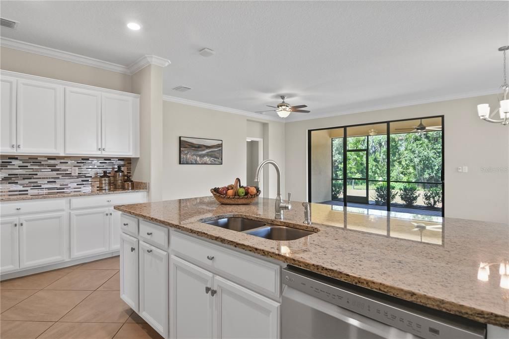 For Rent: $3,600 (3 beds, 3 baths, 2217 Square Feet)