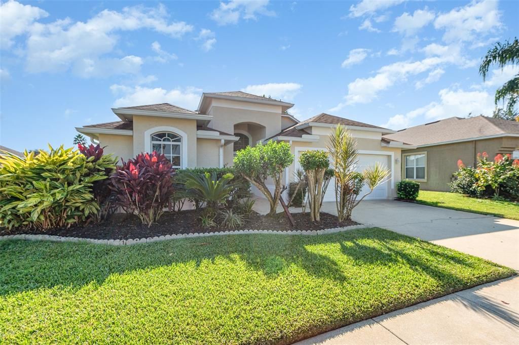 Activo con contrato: $299,900 (3 camas, 2 baños, 1655 Pies cuadrados)