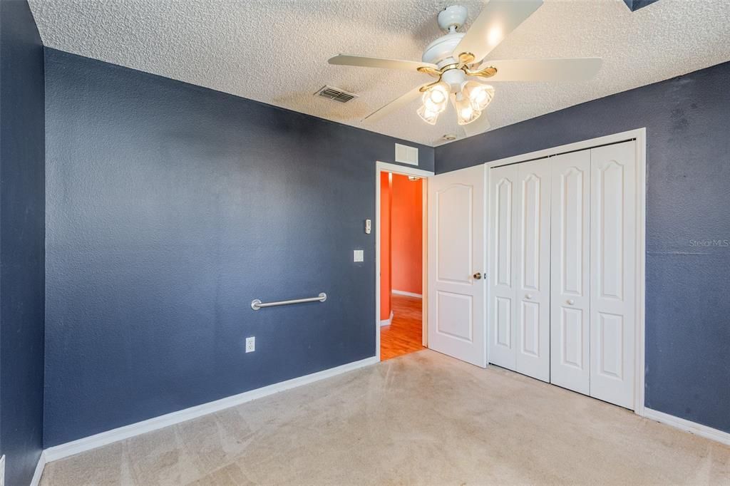 Activo con contrato: $299,900 (3 camas, 2 baños, 1655 Pies cuadrados)