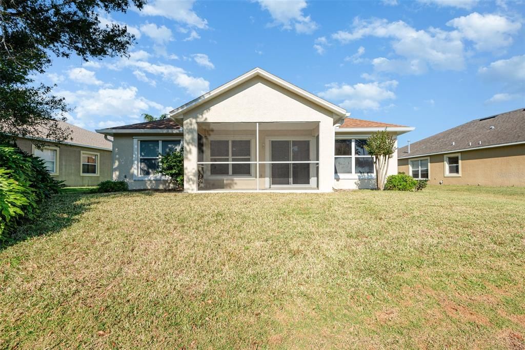 Activo con contrato: $299,900 (3 camas, 2 baños, 1655 Pies cuadrados)