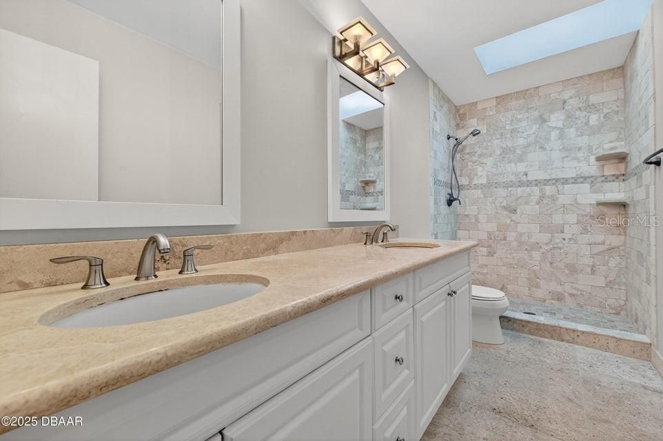 待售: $265,000 (3 贝兹, 2 浴室, 2132 平方英尺)