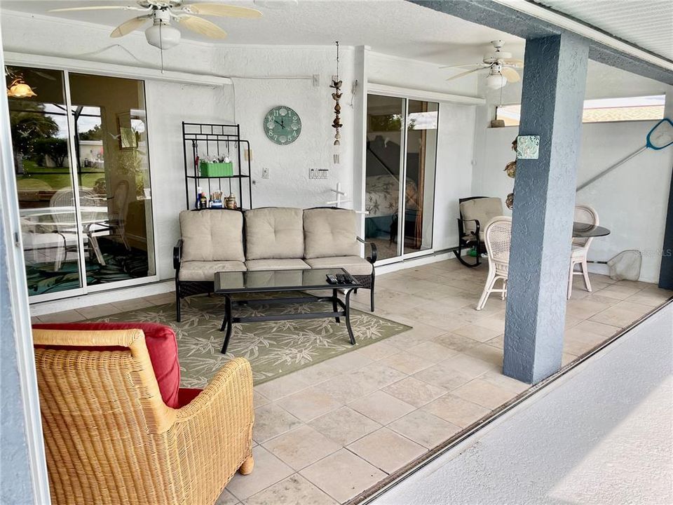 For Sale: $575,000 (3 beds, 2 baths, 1889 Square Feet)