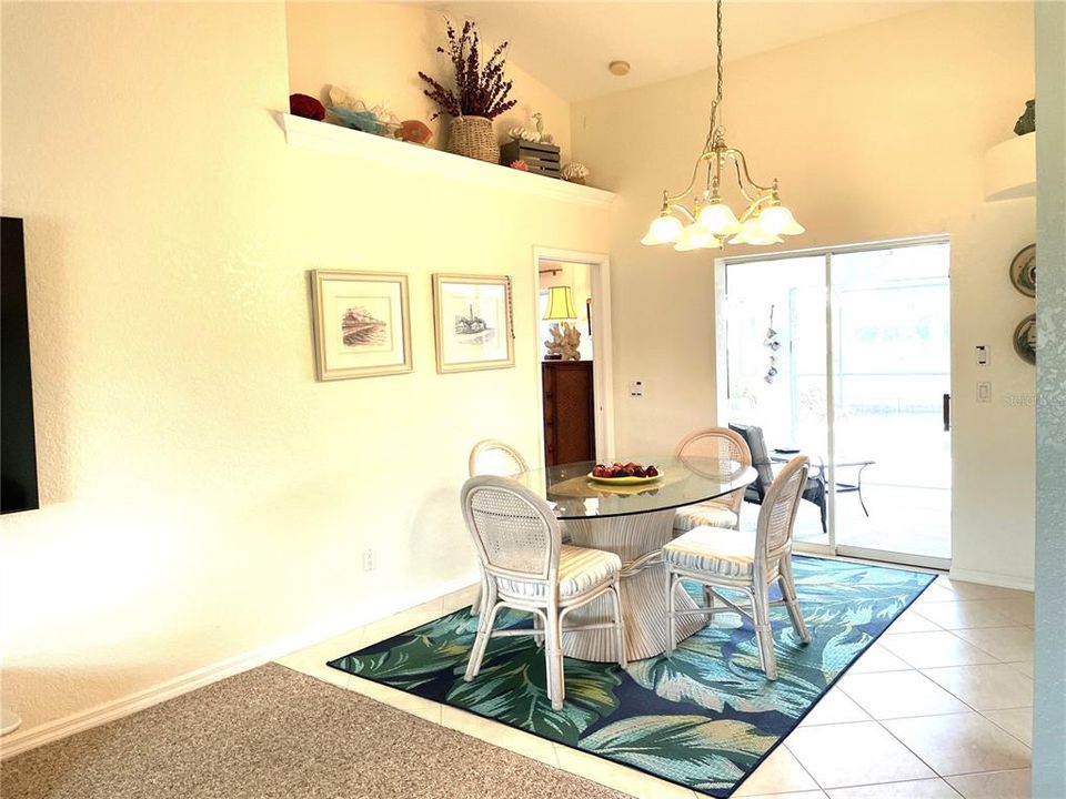 For Sale: $575,000 (3 beds, 2 baths, 1889 Square Feet)