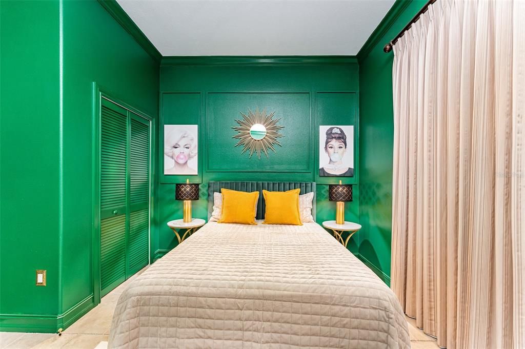 На продажу: $1,350,000 (5 спален, 4 ванн, 3355 Квадратных фут)