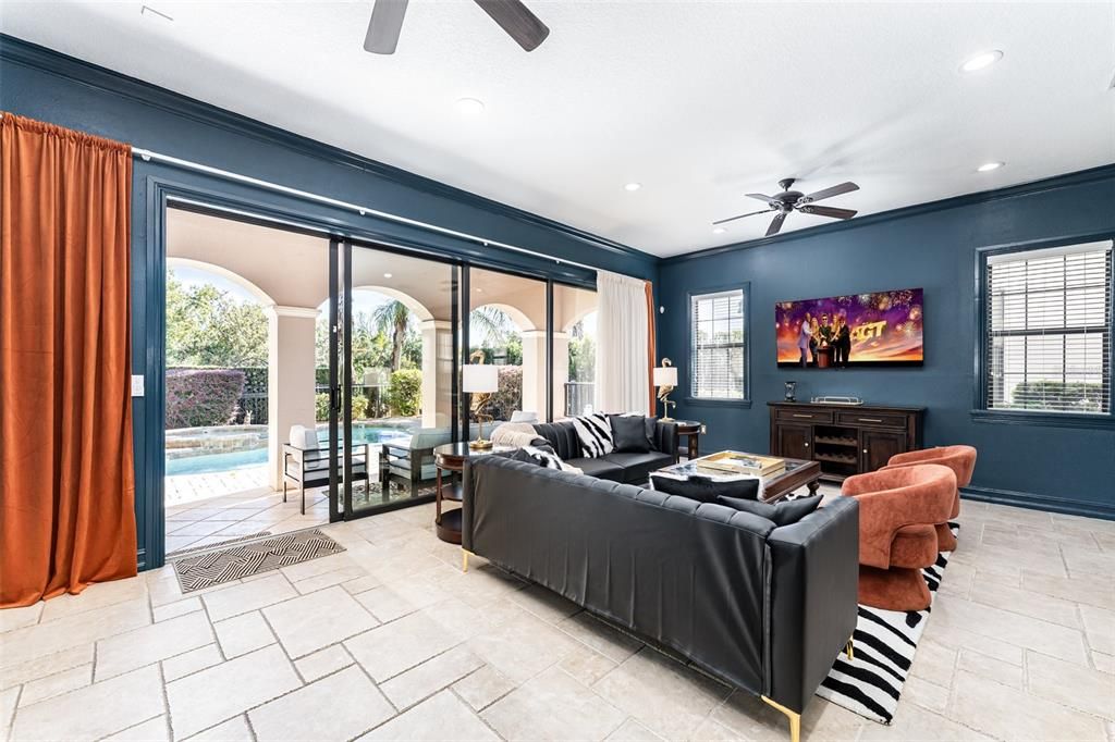 На продажу: $1,350,000 (5 спален, 4 ванн, 3355 Квадратных фут)