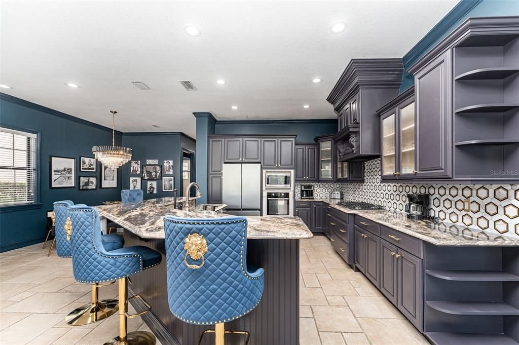 На продажу: $1,350,000 (5 спален, 4 ванн, 3355 Квадратных фут)