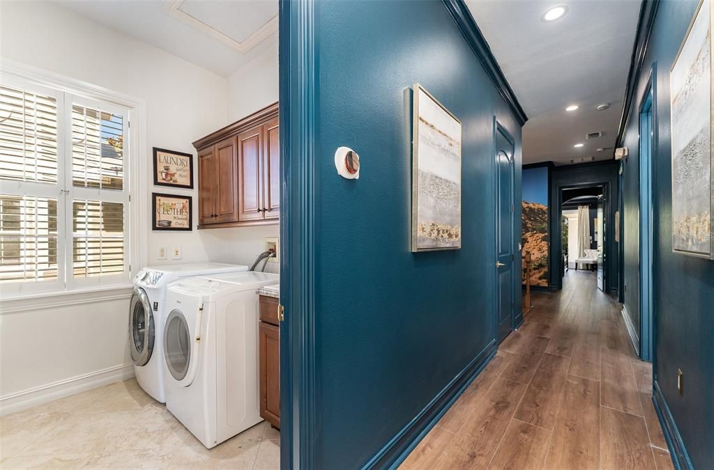 На продажу: $1,350,000 (5 спален, 4 ванн, 3355 Квадратных фут)