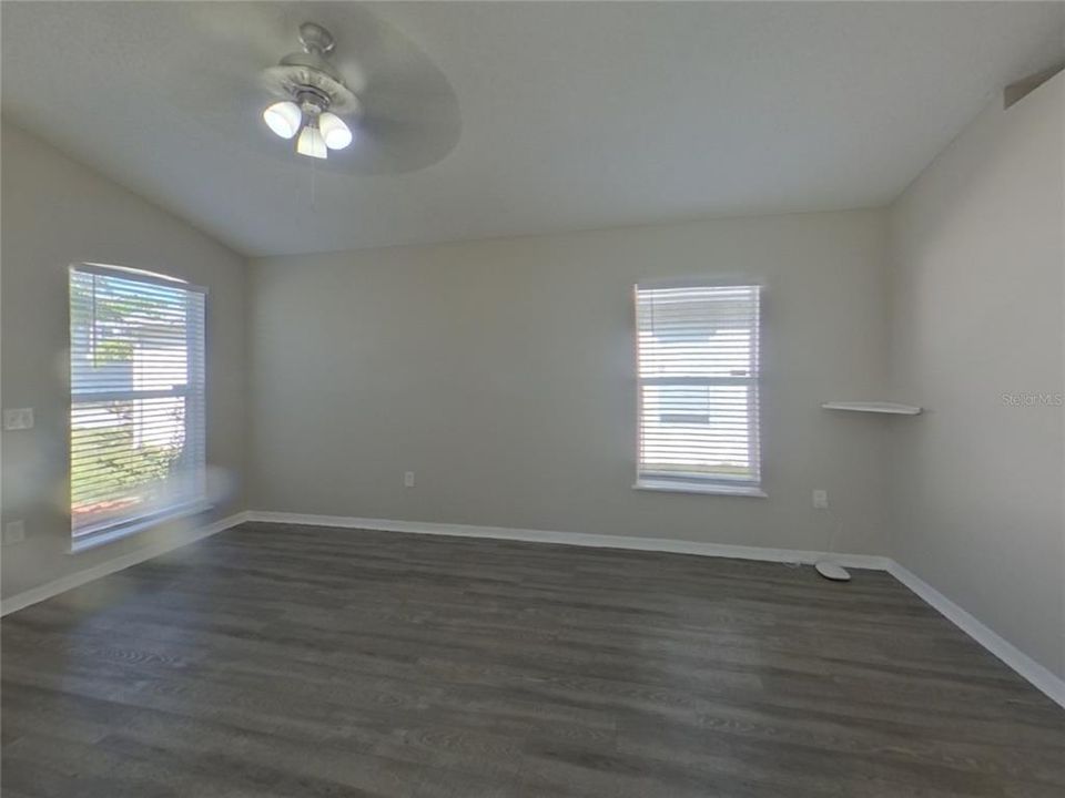For Rent: $1,939 (3 beds, 2 baths, 1158 Square Feet)