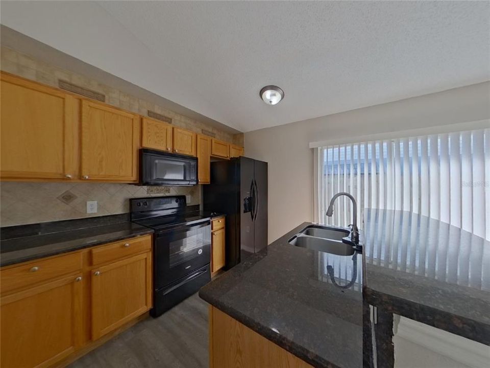 For Rent: $1,939 (3 beds, 2 baths, 1158 Square Feet)