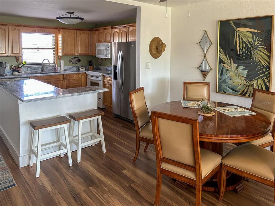 For Rent: $5,500 (2 beds, 2 baths, 1111 Square Feet)