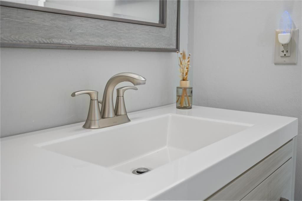 For Sale: $425,000 (3 beds, 2 baths, 1397 Square Feet)