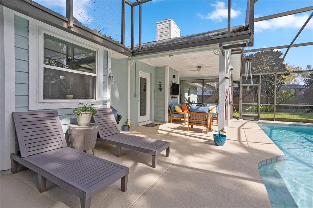 For Sale: $425,000 (3 beds, 2 baths, 1397 Square Feet)