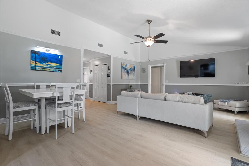 For Sale: $425,000 (3 beds, 2 baths, 1397 Square Feet)