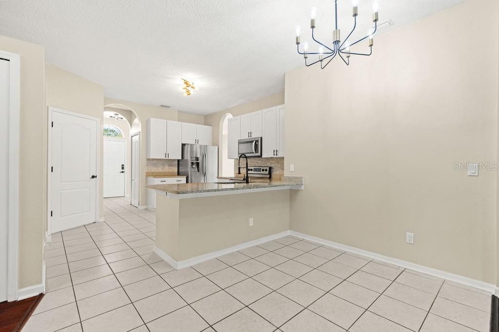 На продажу: $479,999 (3 спален, 2 ванн, 1824 Квадратных фут)