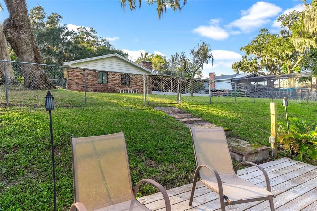 合同活跃: $499,000 (4 贝兹, 2 浴室, 2167 平方英尺)