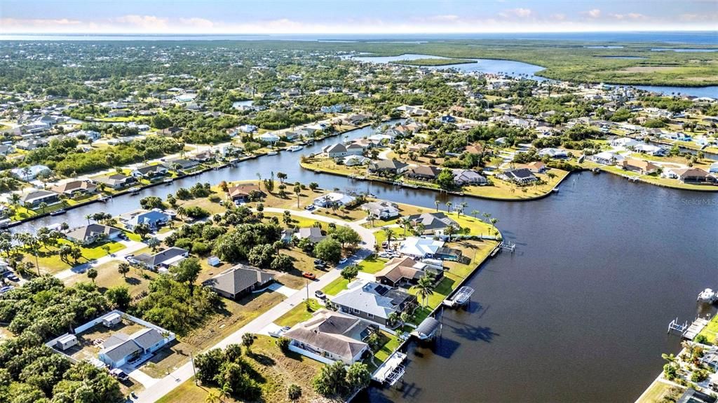 For Sale: $474,900 (3 beds, 2 baths, 1574 Square Feet)