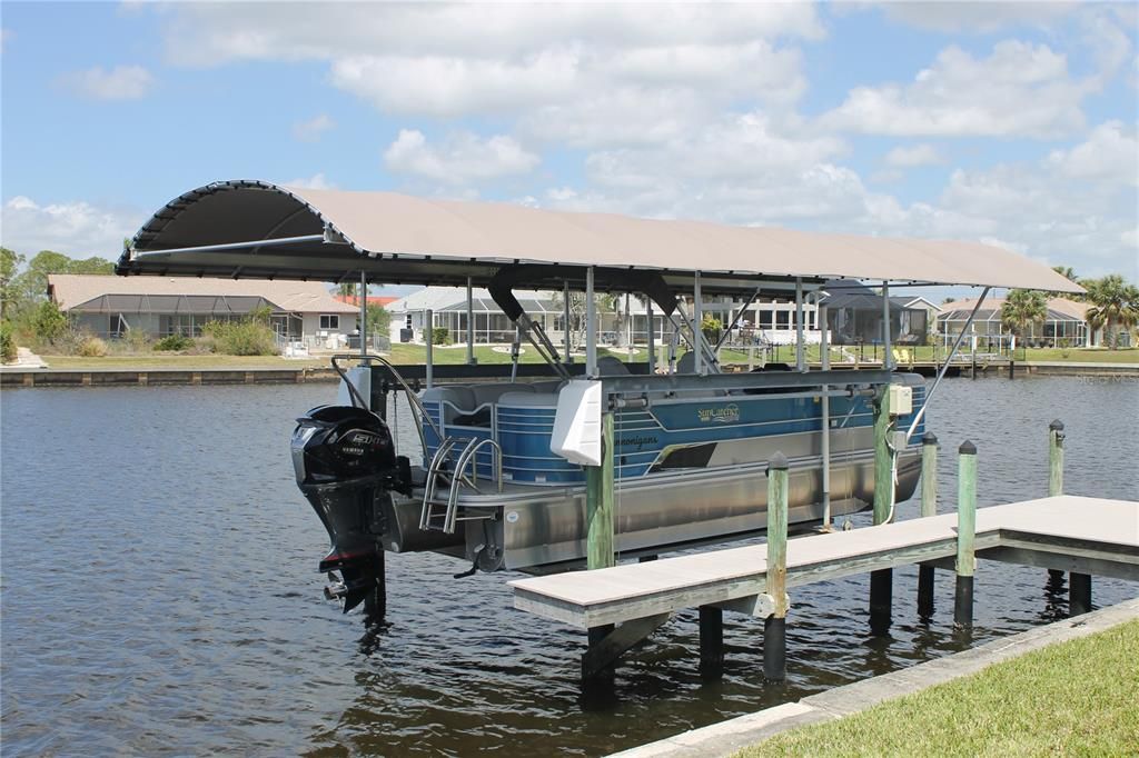 For Sale: $474,900 (3 beds, 2 baths, 1574 Square Feet)