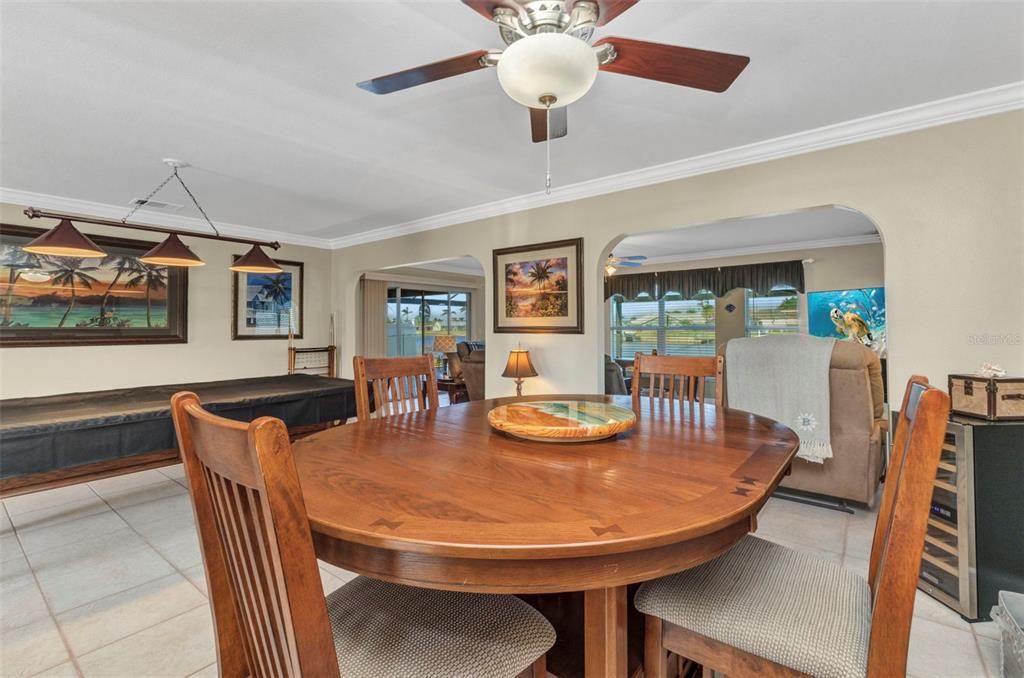 For Sale: $474,900 (3 beds, 2 baths, 1574 Square Feet)