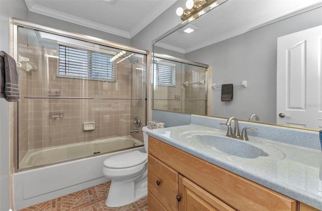 For Sale: $474,900 (3 beds, 2 baths, 1574 Square Feet)