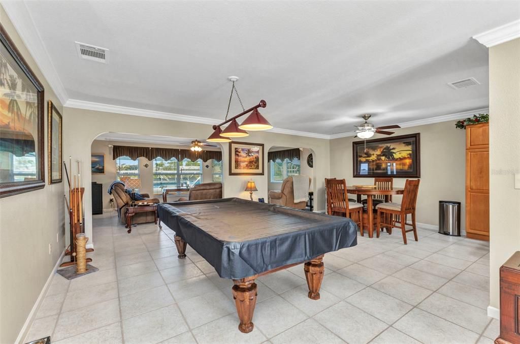 For Sale: $474,900 (3 beds, 2 baths, 1574 Square Feet)