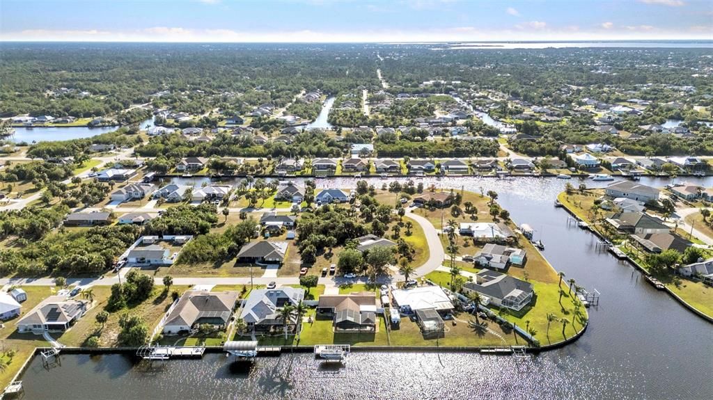 For Sale: $474,900 (3 beds, 2 baths, 1574 Square Feet)