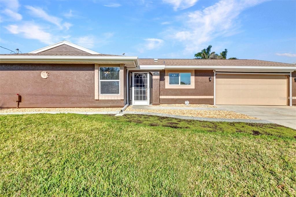 For Sale: $474,900 (3 beds, 2 baths, 1574 Square Feet)