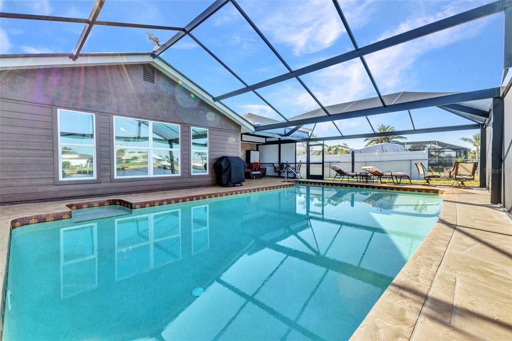 For Sale: $474,900 (3 beds, 2 baths, 1574 Square Feet)