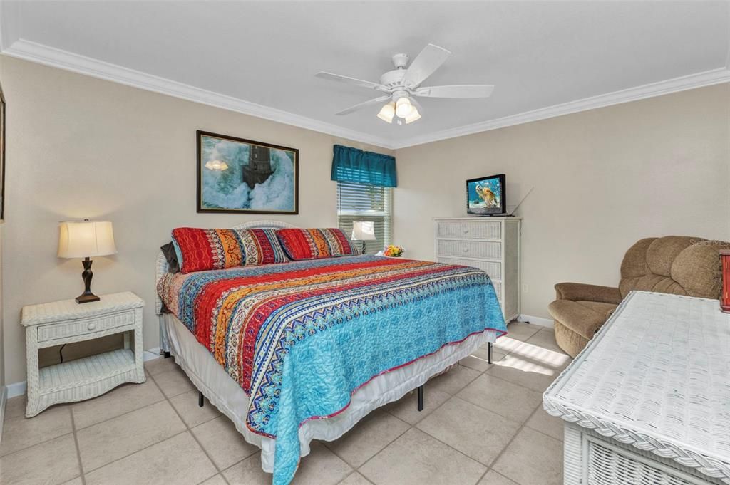 For Sale: $474,900 (3 beds, 2 baths, 1574 Square Feet)