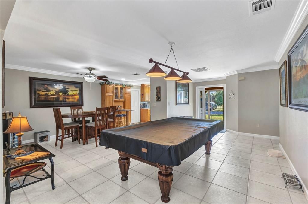 For Sale: $474,900 (3 beds, 2 baths, 1574 Square Feet)