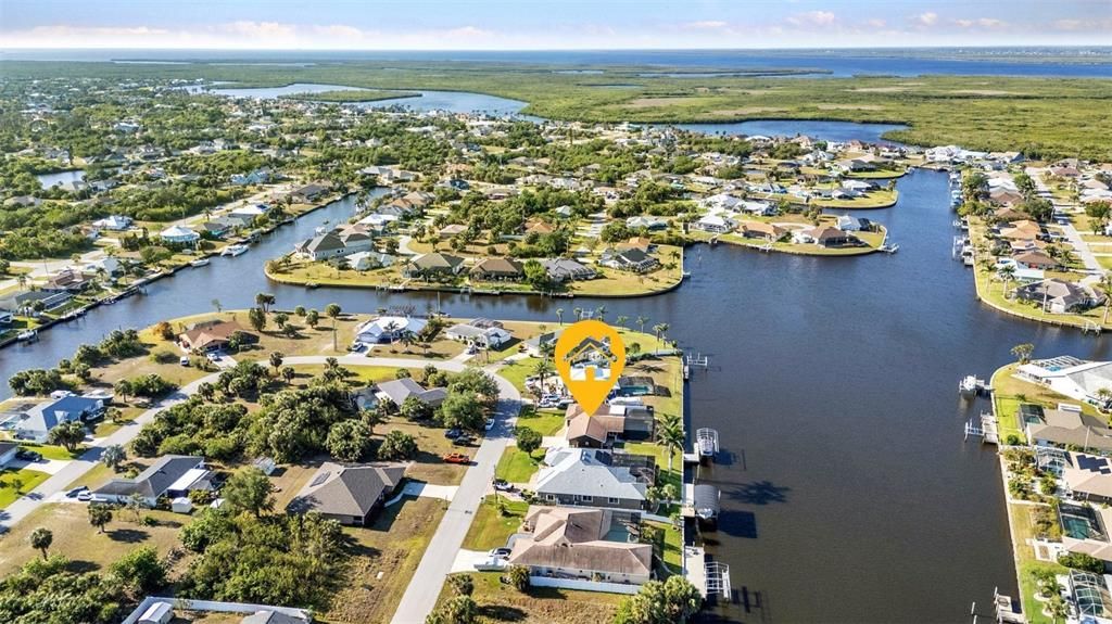 For Sale: $474,900 (3 beds, 2 baths, 1574 Square Feet)