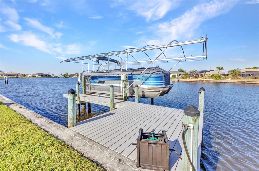 For Sale: $474,900 (3 beds, 2 baths, 1574 Square Feet)