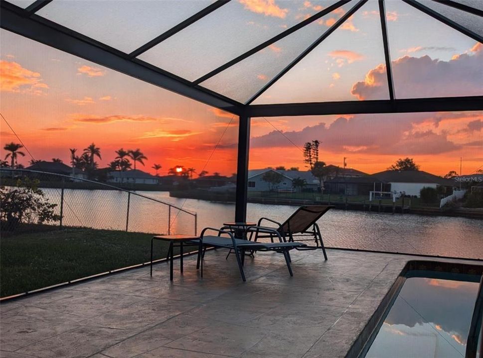 For Sale: $474,900 (3 beds, 2 baths, 1574 Square Feet)