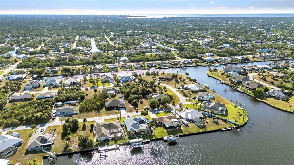 For Sale: $474,900 (3 beds, 2 baths, 1574 Square Feet)