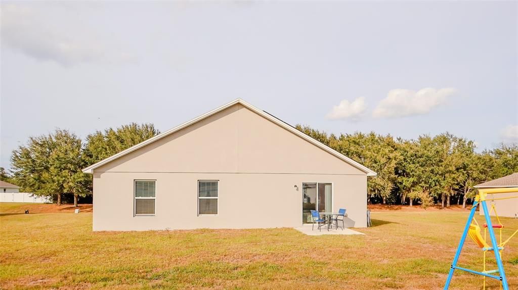 待售: $380,000 (4 贝兹, 2 浴室, 1946 平方英尺)