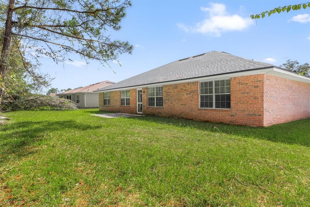 For Sale: $345,000 (4 beds, 2 baths, 2570 Square Feet)