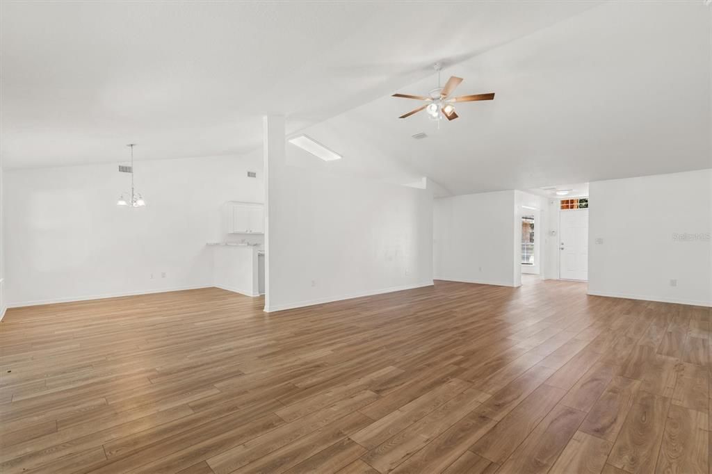 For Sale: $345,000 (4 beds, 2 baths, 2570 Square Feet)