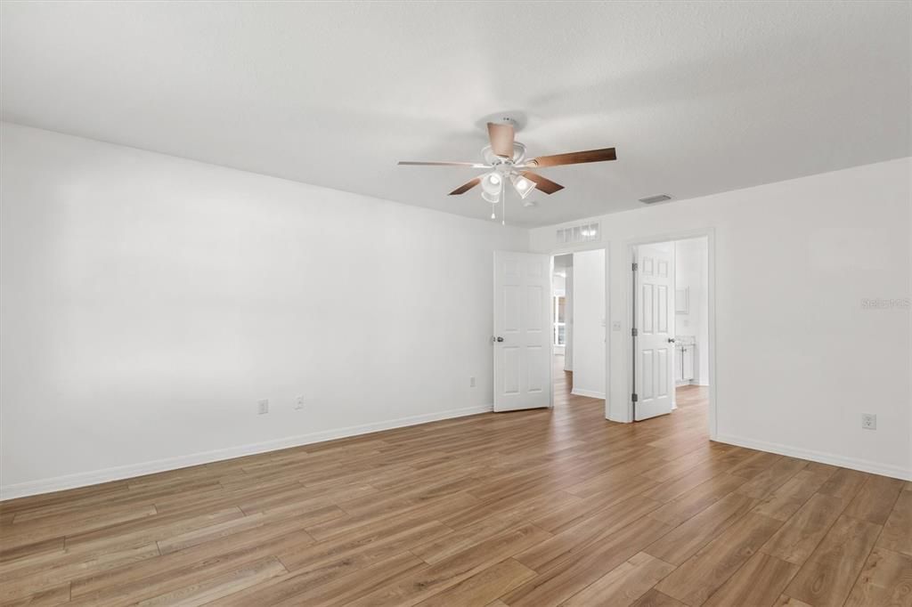 For Sale: $345,000 (4 beds, 2 baths, 2570 Square Feet)