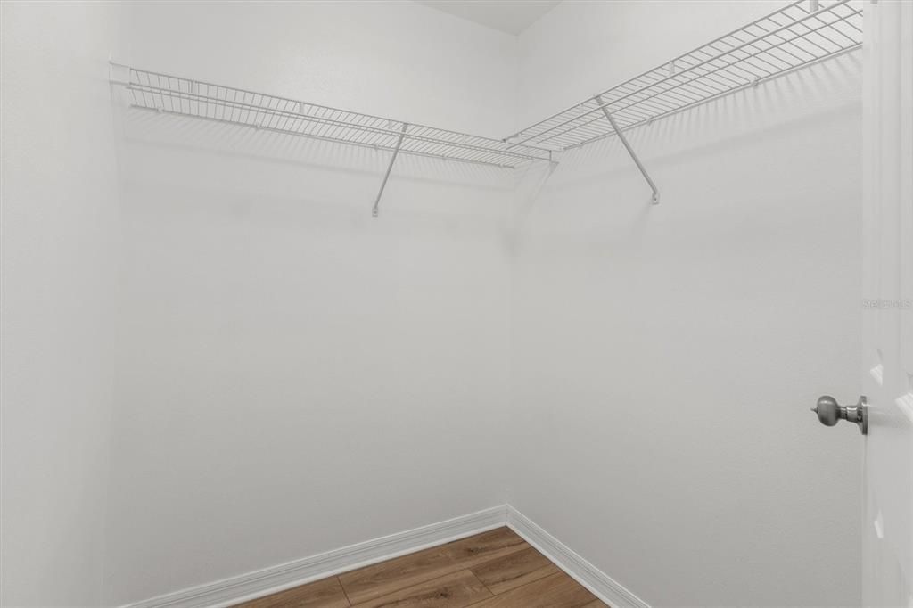 For Sale: $345,000 (4 beds, 2 baths, 2570 Square Feet)