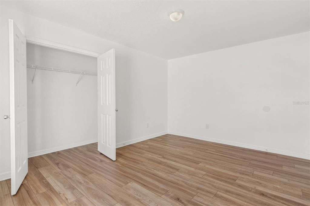 For Sale: $345,000 (4 beds, 2 baths, 2570 Square Feet)