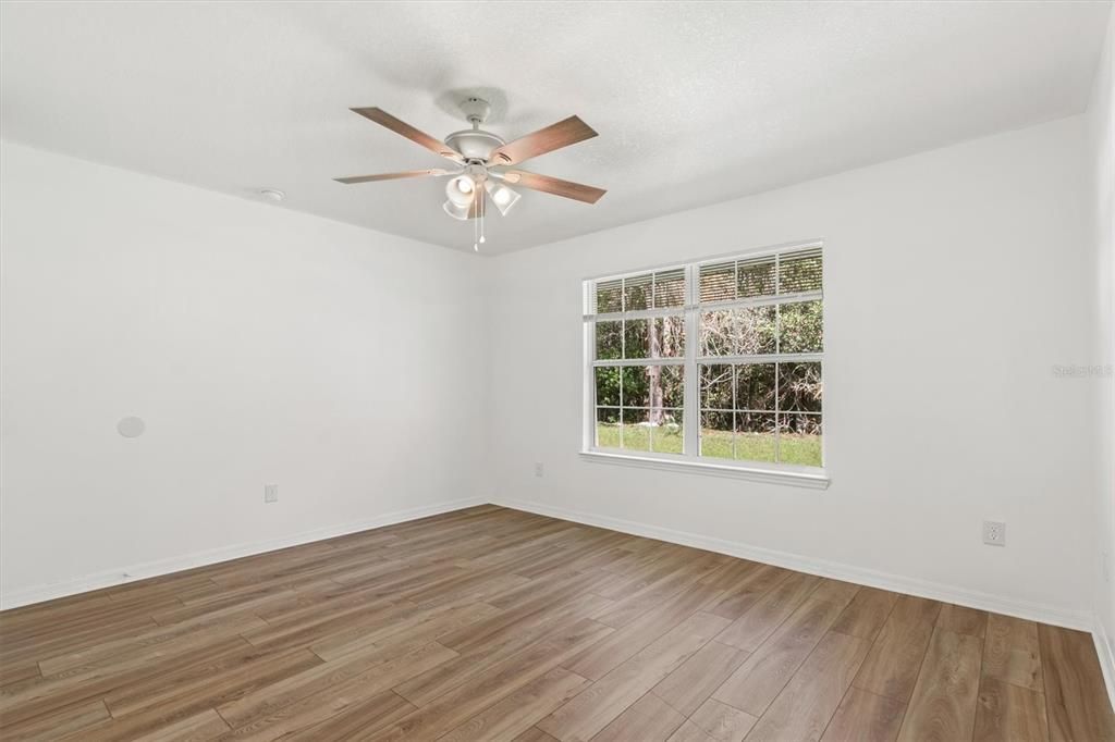 For Sale: $345,000 (4 beds, 2 baths, 2570 Square Feet)