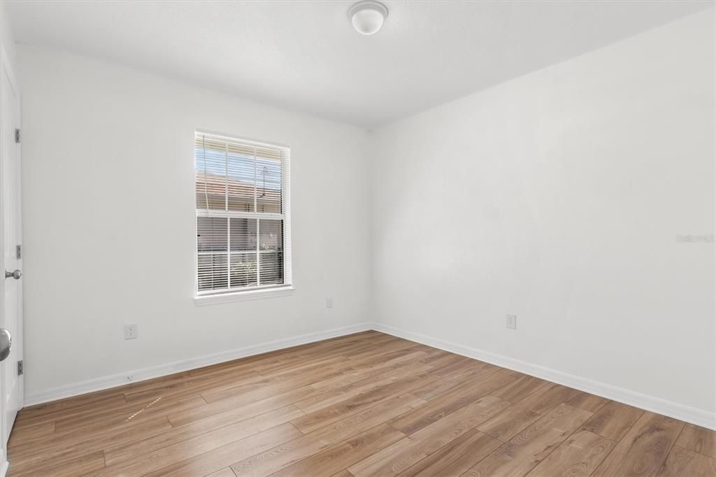 For Sale: $345,000 (4 beds, 2 baths, 2570 Square Feet)