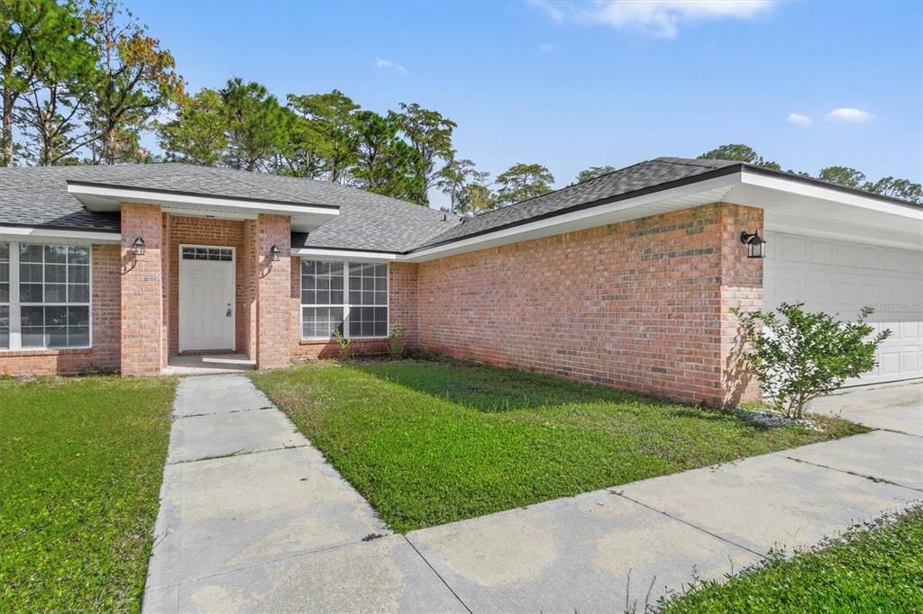 For Sale: $345,000 (4 beds, 2 baths, 2570 Square Feet)